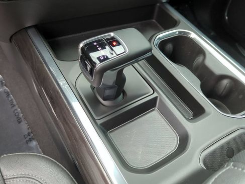 Used 2024 Chevrolet Silverado 1500 LTZ w/ LTZ Convenience Package II RWD image 15