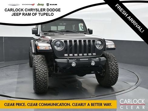 Used 2022 Jeep Gladiator Rubicon w/ Safety Group AWD/4WD image 3