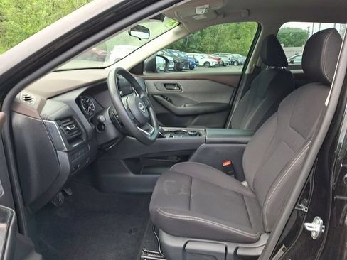 Used 2023 Nissan Rogue S AWD/4WD image 14