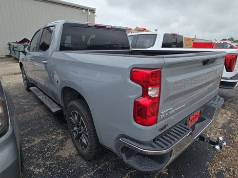 Used 2024 Chevrolet Silverado 1500 LT RWD image 3