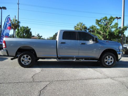 Used 2024 RAM 2500 Big Horn AWD/4WD image 2