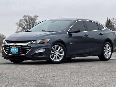 Used 2019 Chevrolet Malibu LT image 1