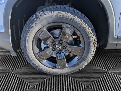 New 2026 Honda Ridgeline Black Edition image 9