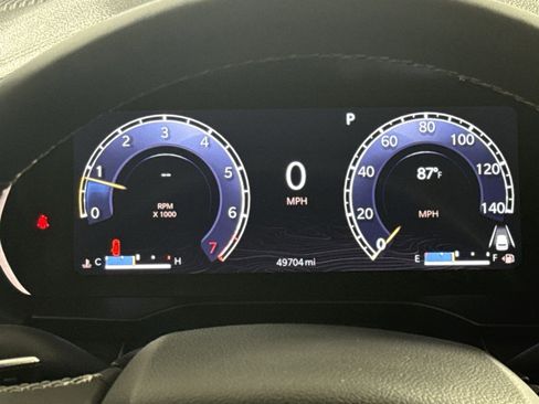 Used 2023 Jeep Grand Cherokee L Limited AWD/4WD image 17