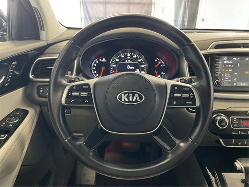 Used 2020 Kia Sorento SX image 22