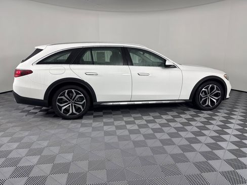 Used 2025 Mercedes-Benz E 450 4MATIC All-Terrain Wagon image 7