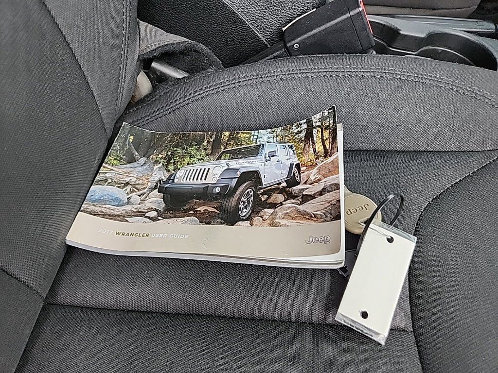 Used 2017 Jeep Wrangler Sport AWD/4WD image 31