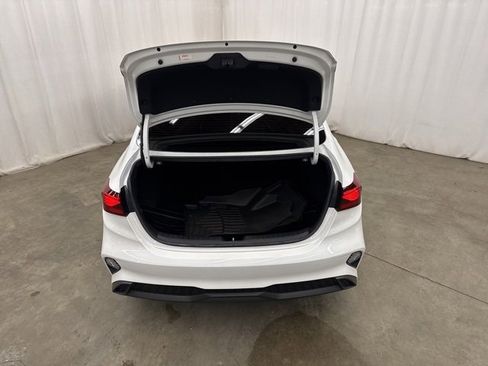 Used 2023 Kia Forte LXS w/ LXS Technology Package image 21