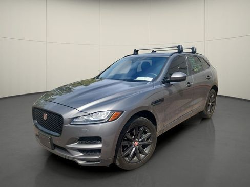 Used 2018 Jaguar F-PACE Prestige AWD/4WD image 3