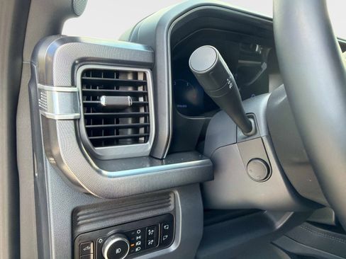 Used 2025 Ford F250 Platinum image 54