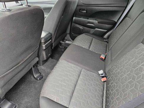 Used 2023 Mitsubishi Outlander Sport LE image 27