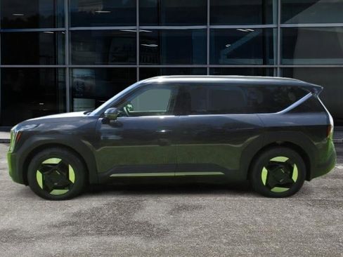 New 2026 Kia EV9 Wind image 6