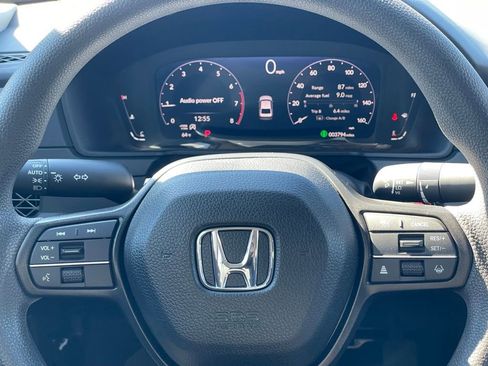 Certified 2025 Honda Accord SE image 12