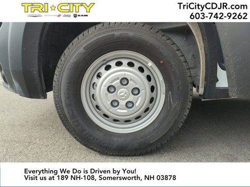 New 2026 RAM ProMaster 2500 w/ Convenience Group image 25