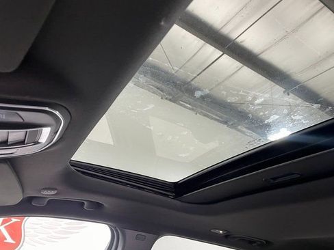 Used 2024 Jeep Grand Cherokee Altitude image 22