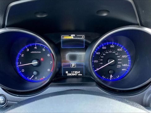 Used 2017 Subaru Outback 2.5i Limited image 21