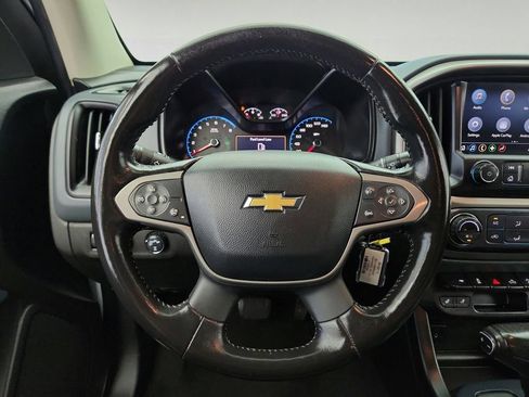 Used 2021 Chevrolet Colorado Z71 AWD/4WD image 13