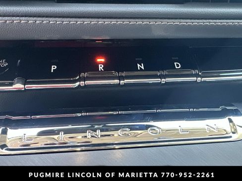 New 2026 Lincoln Aviator 2WD image 21