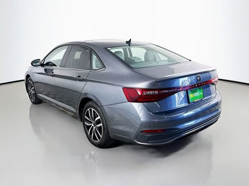 Used 2025 Volkswagen Jetta SE image 7