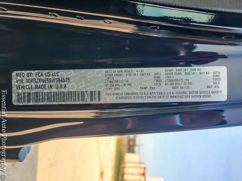 Certified 2025 Jeep Wrangler Unlimited Sport S 4xe AWD/4WD image 27