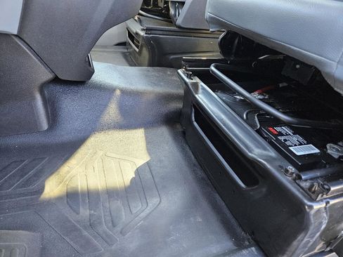 Used 2018 Ford Transit 350 XL image 24