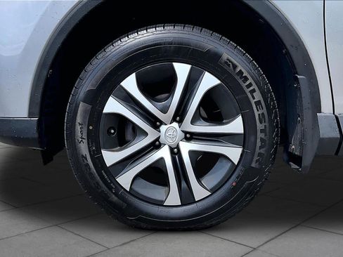 Used 2016 Toyota RAV4 LE FWD image 11