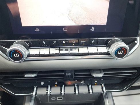 New 2026 GMC Canyon Elevation w/ Convenience Package image 20