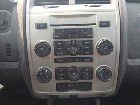 Used 2012 Ford Escape XLT FWD image 13