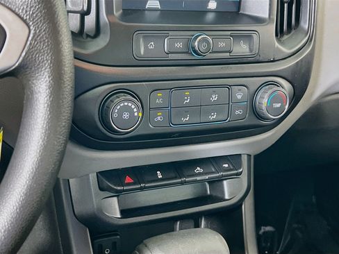 Used 2019 Chevrolet Colorado W/T w/ Custom Special Edition AWD/4WD image 15