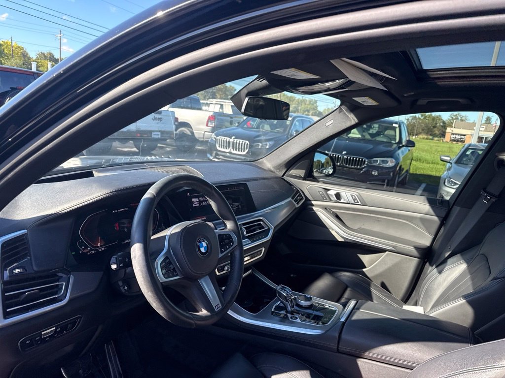 Used 2020 BMW X5 M50i w/ Premium Package AWD/4WD image 12