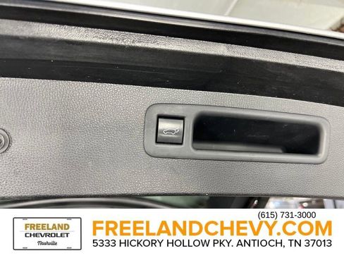 Used 2023 Toyota Highlander LE image 10