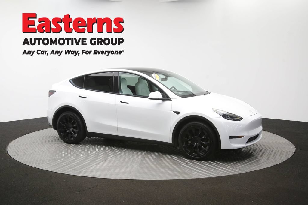 Used 2022 Tesla Model Y Long Range AWD/4WD image 44