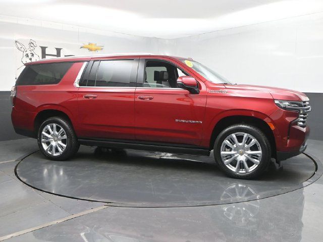 Used 2022 Chevrolet Suburban High Country AWD/4WD image 1
