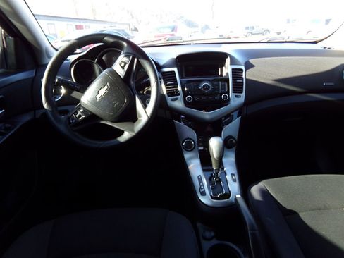 Used 2015 Chevrolet Cruze LT image 5