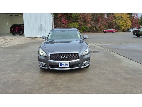Used 2015 INFINITI Q70 L 5.6 w/ V8 Deluxe Technology Package image 3