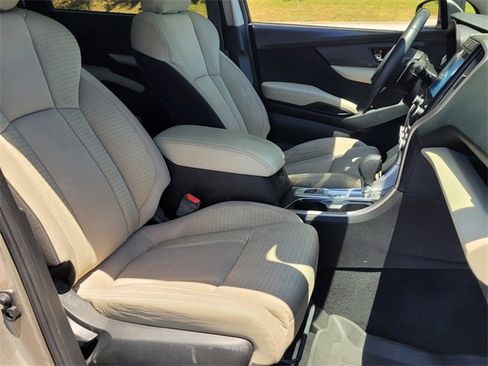 Used 2020 Subaru Ascent Premium w/ Convenience Package image 18