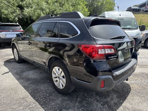 Used 2019 Subaru Outback 2.5i Premium AWD/4WD image 5
