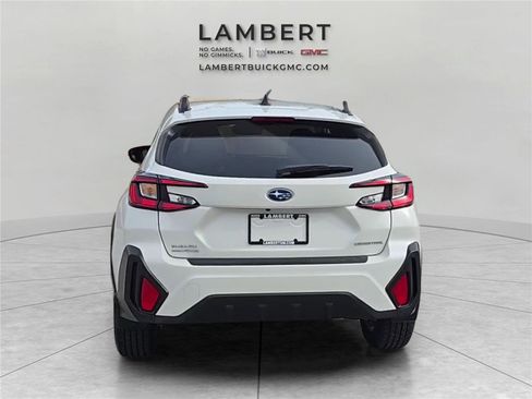 Used 2024 Subaru Crosstrek 2.0i Premium image 4