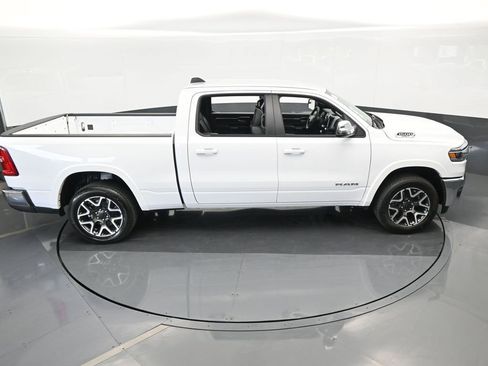 Used 2025 RAM 1500 Laramie image 39
