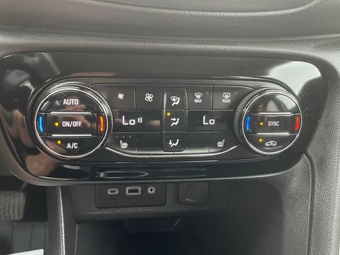 Used 2023 Buick Encore GX Select w/ Safety Package II AWD/4WD image 28