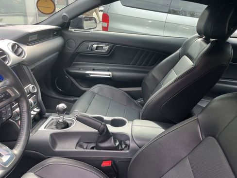 Used 2022 Ford Mustang GT Premium image 12