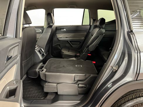 Used 2023 Volkswagen Atlas SE image 28