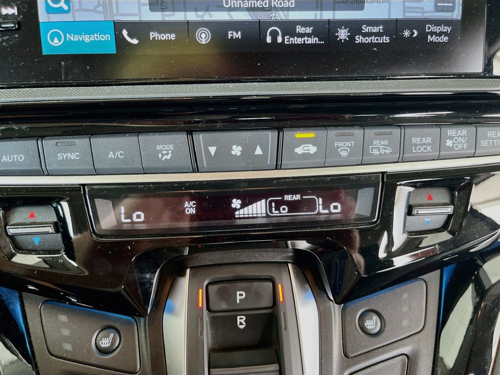 Used 2025 Honda Odyssey Touring image 16