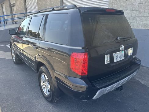 Used 2005 Honda Pilot EX-L image 2