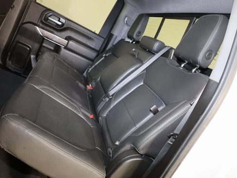 Used 2022 Chevrolet Silverado 2500 LTZ w/ LTZ Convenience Package image 10