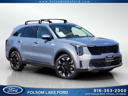 Used 2025 Kia Sorento SX