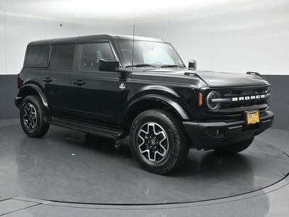 Certified 2025 Ford Bronco Outer Banks