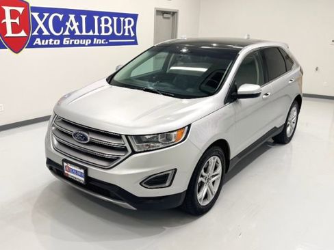 Used 2018 Ford Edge Titanium w/ Technology Package image 11
