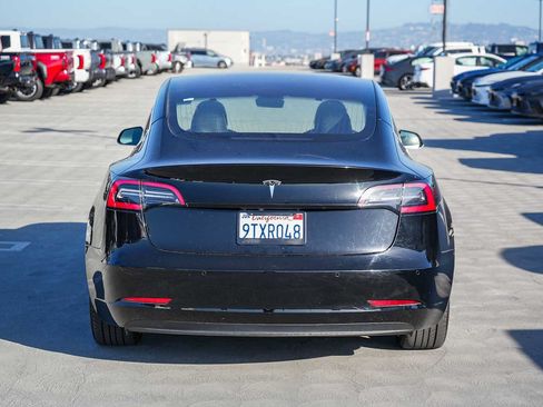 Used 2018 Tesla Model 3 Long Range RWD image 7
