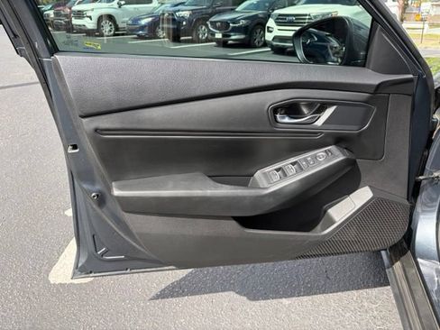 Used 2024 Honda Accord EX image 12
